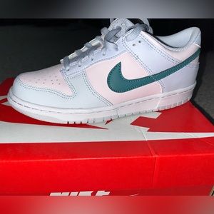 Nike Dunk Low GS “mineral teal”